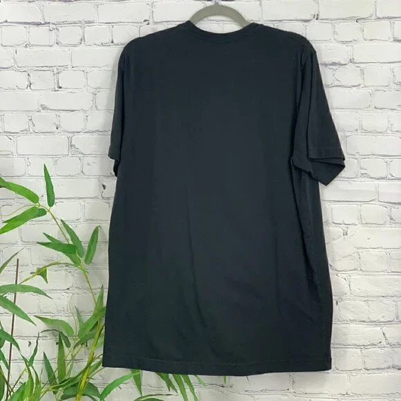 🎉Black Tyler Dial Graphic Tee🎉 - Picture 2 of 2